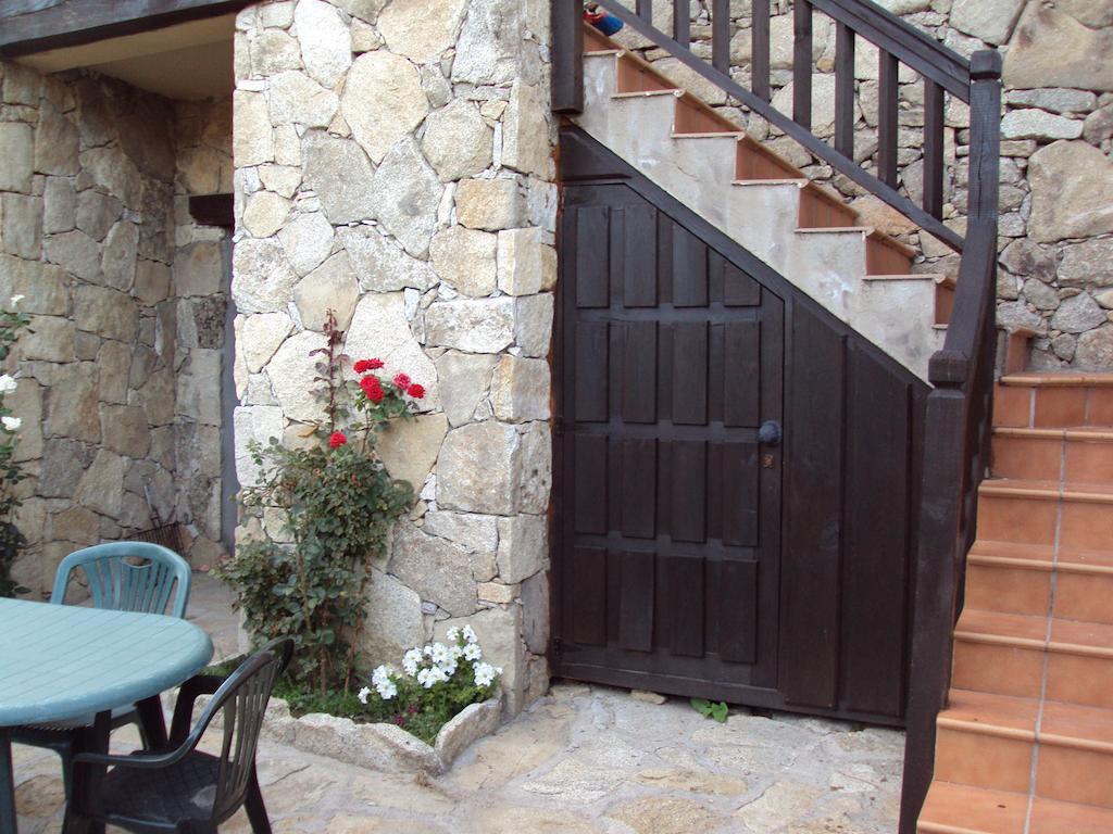 Artesano I Y III Guest House Navarredonda de Gredos Exterior foto